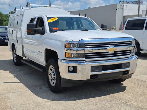 Used 2016 Chevrolet Silverado 2500 LT w/ Snow Plow Prep Package AWD/4WD image 1