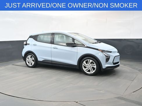 Used 2023 Chevrolet Bolt LT image 7