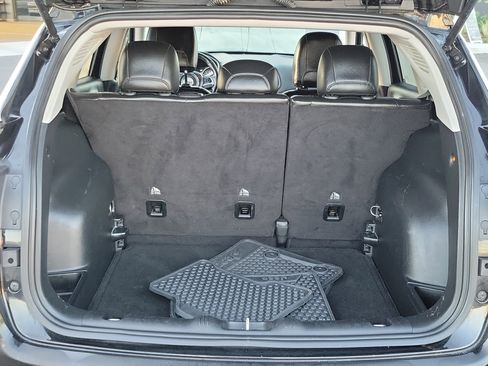 Used 2018 Jeep Compass Latitude w/ Popular Equipment Group image 19