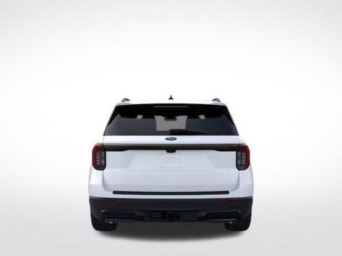 New 2026 Ford Explorer ST-Line w/ ST-Line Street Pack RWD image 7