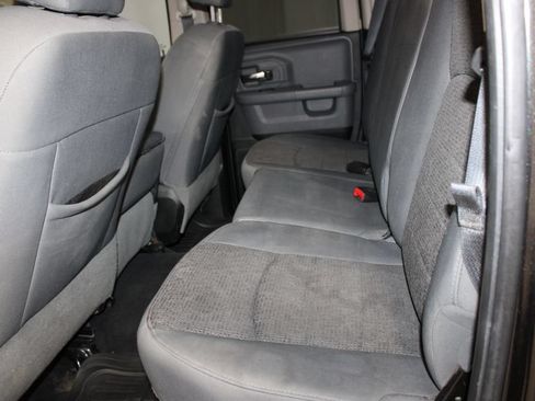Used 2016 RAM 1500 Big Horn RWD image 23