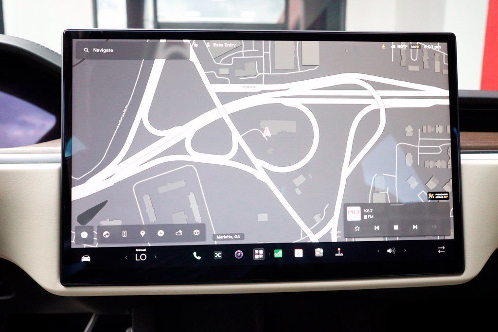 Used 2023 Tesla Model S AWD/4WD image 22