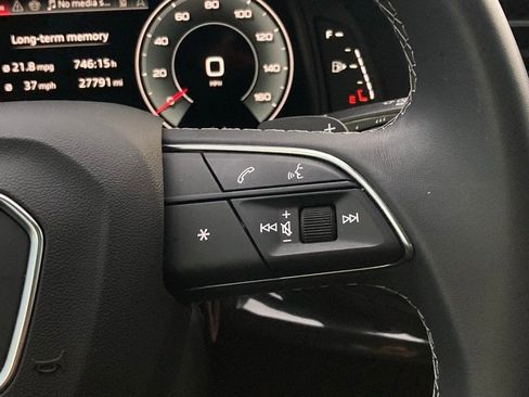 Used 2025 Audi Q7 2.0T Premium w/ Convenience Package image 15