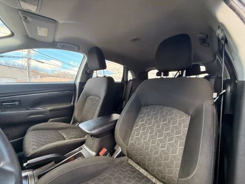 Used 2024 Mitsubishi Outlander Sport AWD image 20
