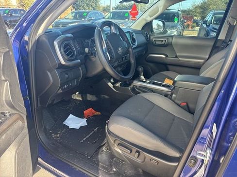 Used 2023 Toyota Tacoma SR5 image 8