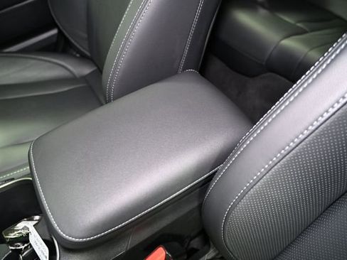 Used 2025 Subaru Outback Touring XT w/ Popular Package #2 image 24