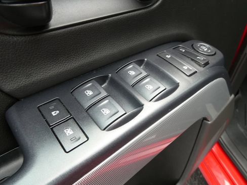 Certified 2018 Chevrolet Silverado 1500 LT w/ All Star Edition AWD/4WD image 23