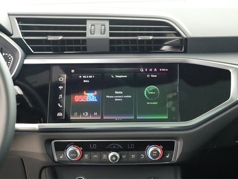 New 2025 Audi Q3 2.0T Premium image 19