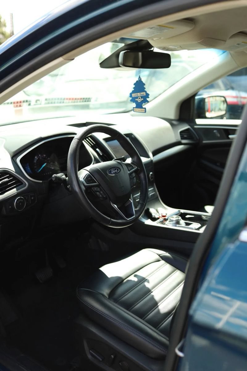 Used 2020 Ford Edge SEL FWD image 27
