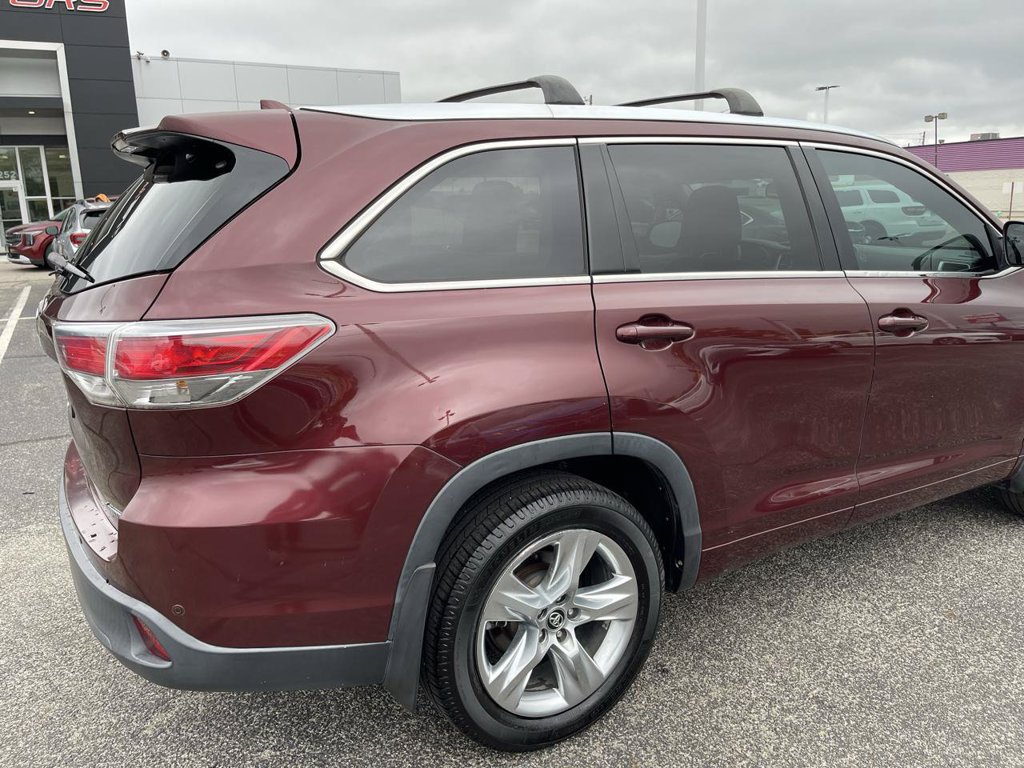 Used 2016 Toyota Highlander Limited FWD image 14