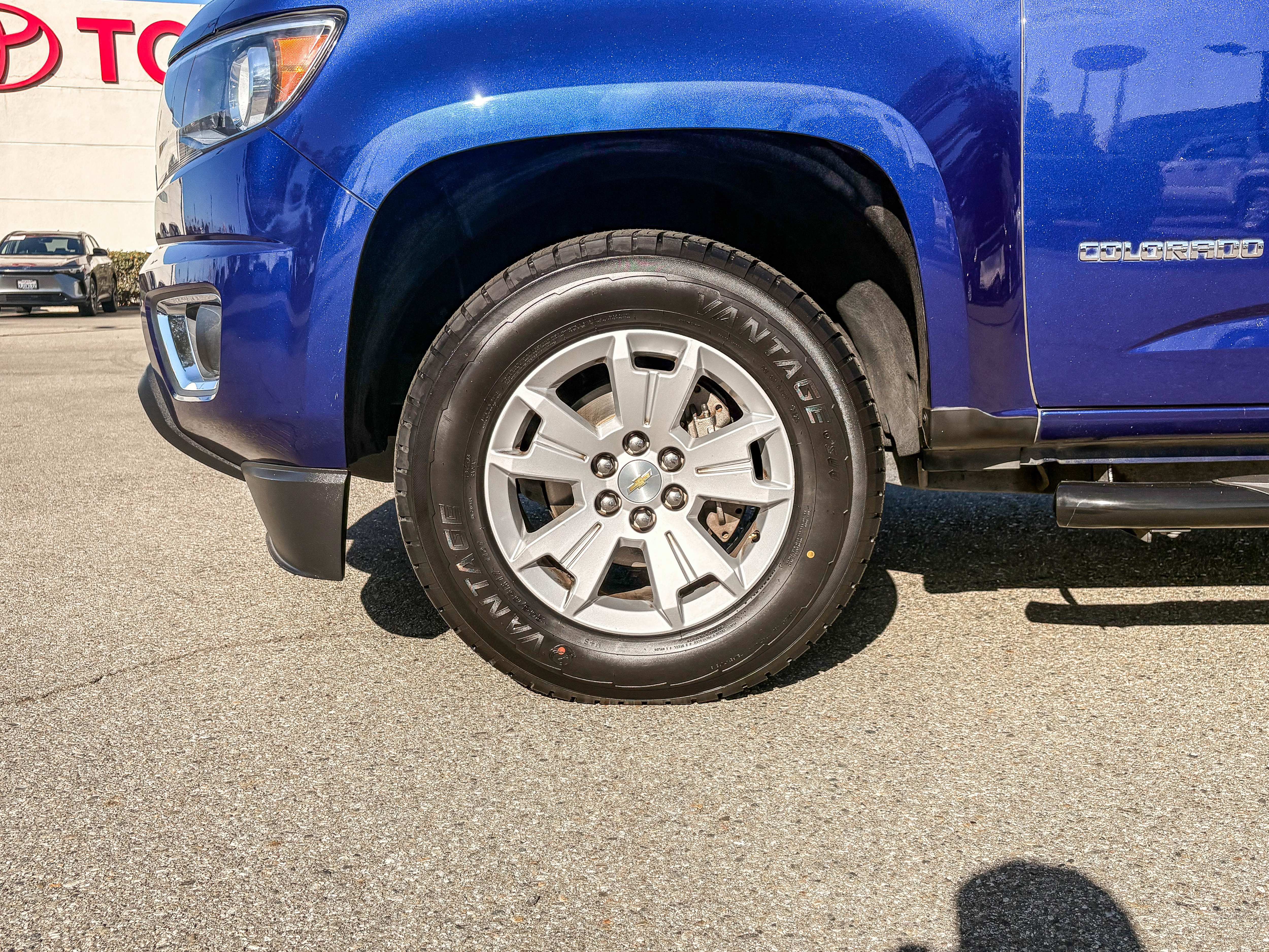 Used 2016 Chevrolet Colorado LT w/ Luxury Package, Chrome RWD image 11