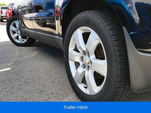 Used 2017 Chevrolet Traverse LT w/ Style and Technology Package AWD/4WD image 10