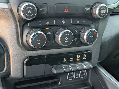 Used 2021 RAM 1500 Big Horn AWD/4WD image 28