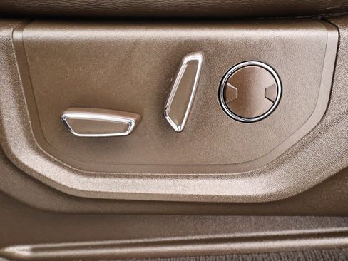 Used 2022 Ford F450 King Ranch w/ FX4 Off-Road Package image 15