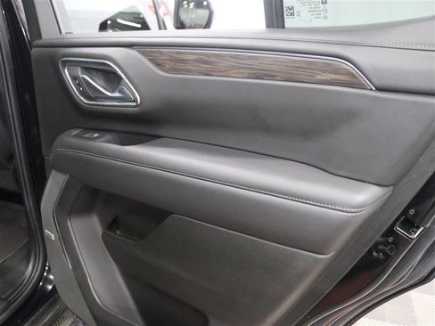 Used 2021 Chevrolet Tahoe Z71 AWD/4WD image 25