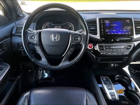 Used 2020 Honda Ridgeline Black Edition image 5