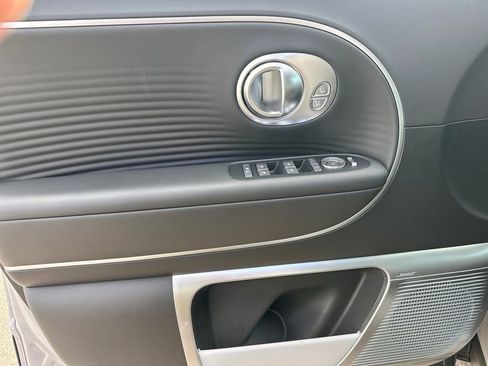 New 2026 Hyundai Ioniq 9 Limited image 14