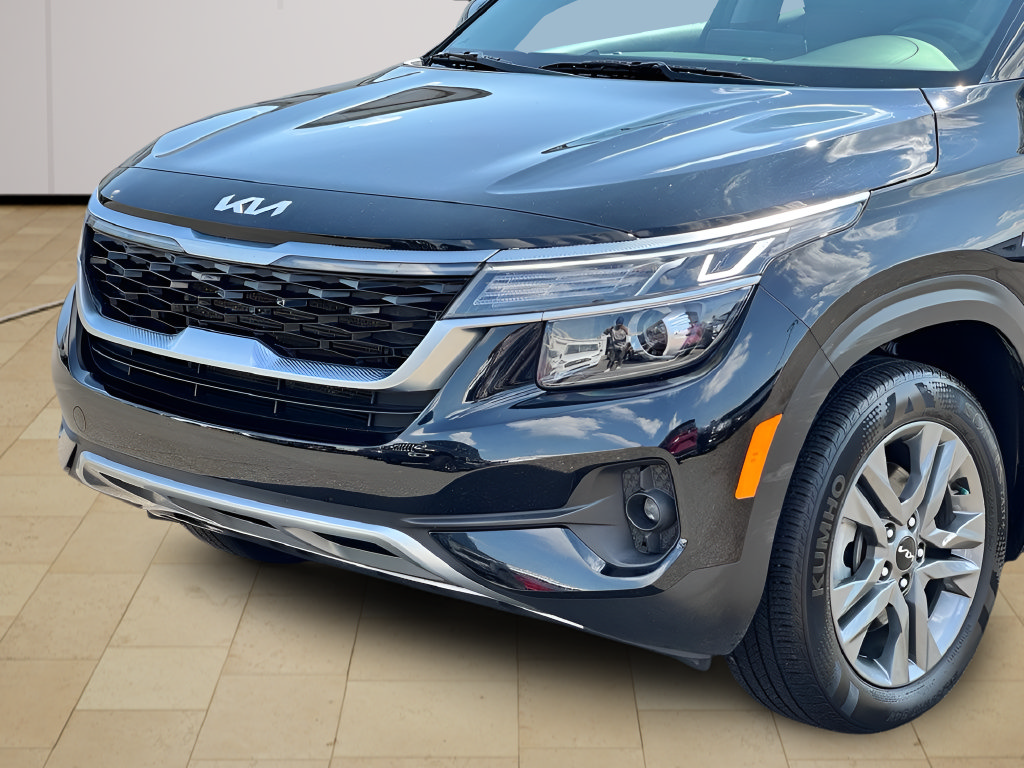 Used 2023 Kia Seltos S AWD/4WD image 32