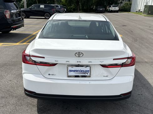 Used 2025 Toyota Camry LE FWD image 9