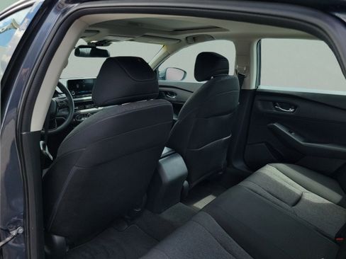 Used 2023 Honda Accord EX image 12