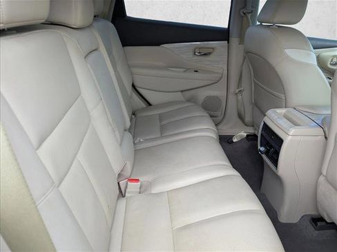 Used 2017 Nissan Murano SL image 30