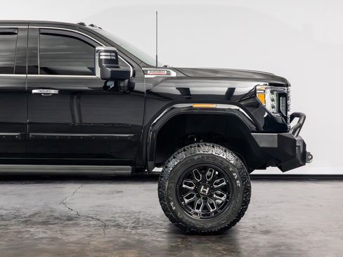 Used 2020 GMC Sierra 2500 Denali w/ Denali Ultimate Package AWD/4WD image 25