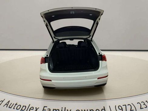 Used 2020 Audi Q3 2.0T Premium w/ Convenience Package image 89