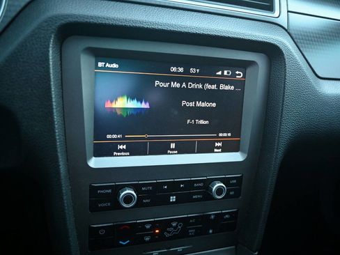 Used 2012 Ford Mustang Boss 302 w/ Boss 302 Accessory Pkg image 96