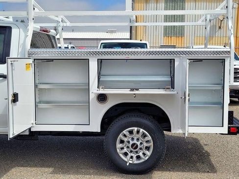 New 2026 GMC Sierra 2500 Pro AWD/4WD image 10