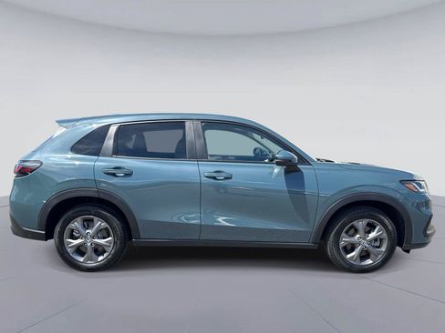 Certified 2026 Honda HR-V LX image 2