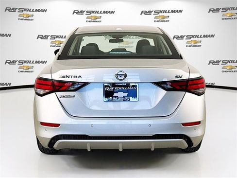 Used 2023 Nissan Sentra SV image 6