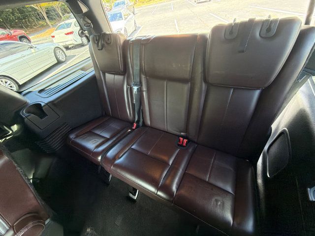 Used 2015 Ford Expedition Platinum RWD image 23