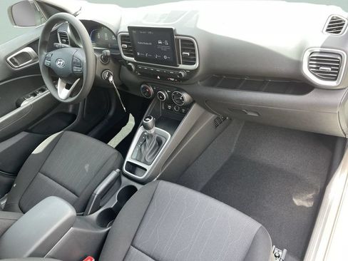 New 2026 Hyundai Venue SE FWD image 14