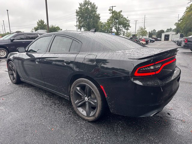 Used 2018 Dodge Charger R/T RWD image 6