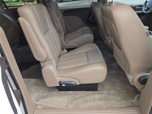 Used 2012 Chrysler Town & Country Touring w/ Entertainment Group #1 image 9