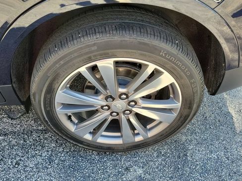 Used 2021 Cadillac XT5 Premium Luxury image 7