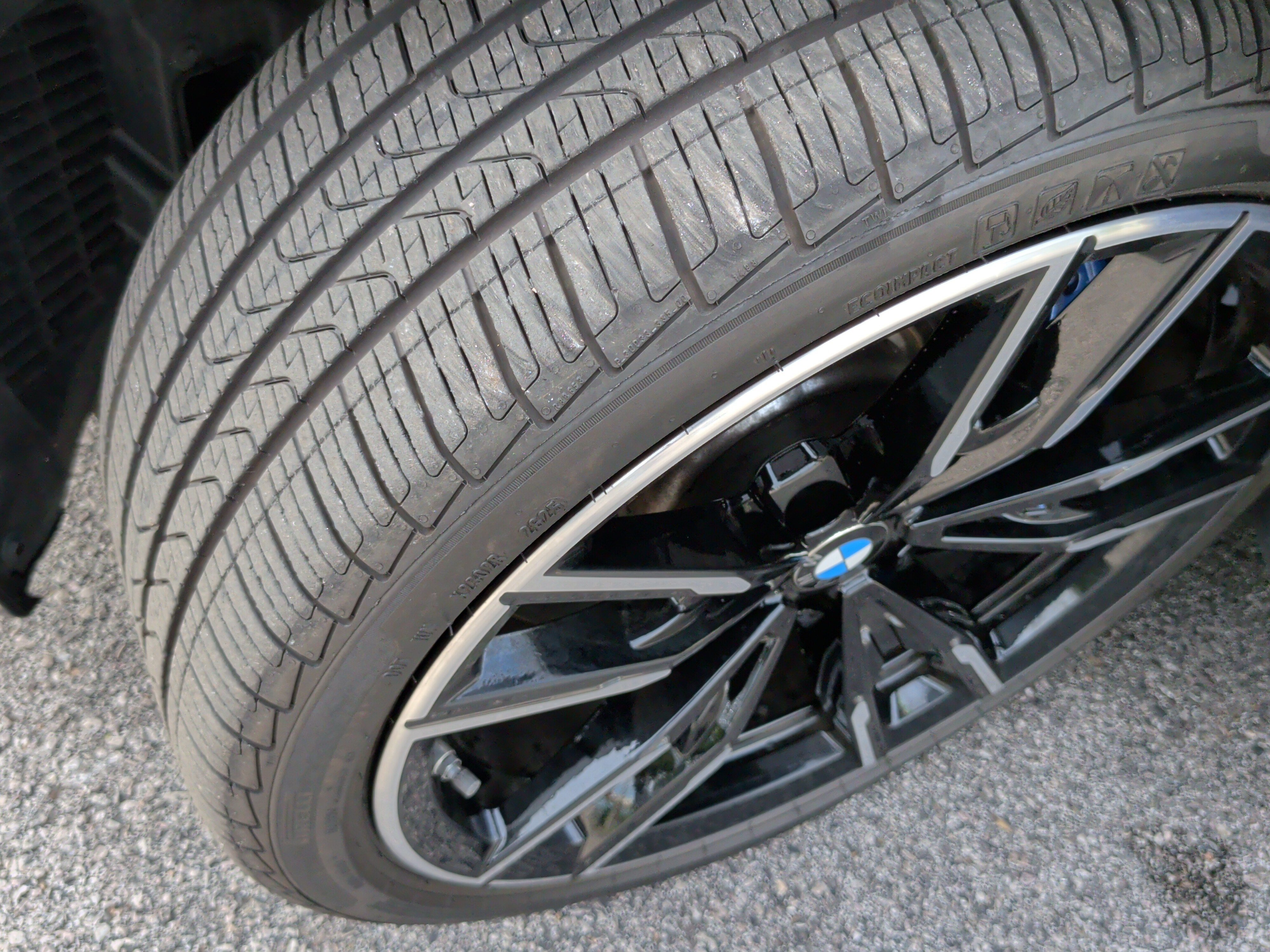 Used 2025 BMW M240i Coupe RWD image 12