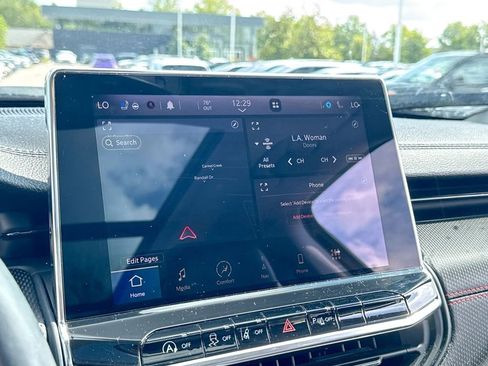 Used 2022 Jeep Compass Trailhawk w/ Trailhawk Elite Group image 19