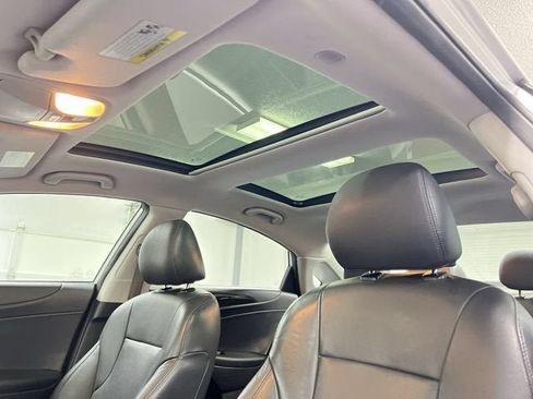 Used 2013 Hyundai Sonata Limited w/ Premium Pkg FWD image 19
