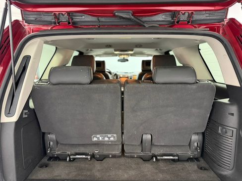 Used 2013 Cadillac Escalade Platinum image 31