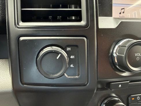 Used 2018 Ford F150 XL w/ Equipment Group 101A Mid AWD/4WD image 25