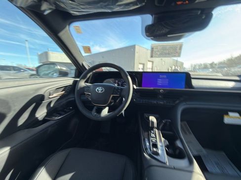 New 2026 Toyota Crown Limited image 8