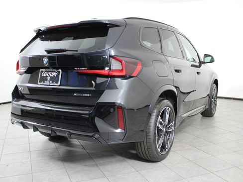 Used 2026 BMW X1 xDrive28i w/ Technology Package image 9