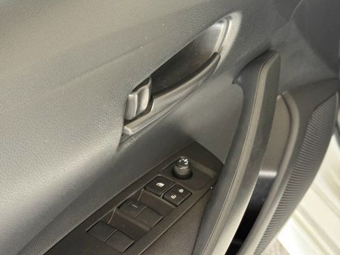 Used 2024 Toyota Corolla LE image 16