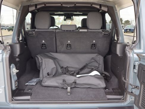 Used 2025 Jeep Wrangler Sahara w/ Safety Group image 27