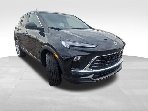 Certified 2024 Buick Encore GX Preferred FWD image 7