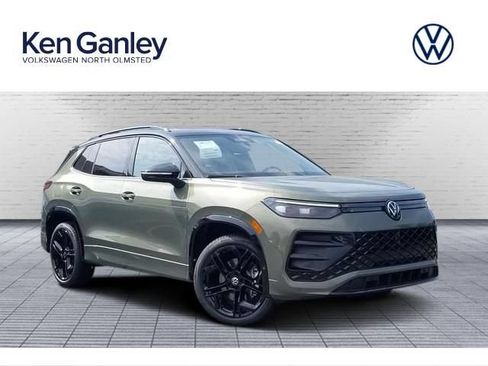 New 2026 Volkswagen Tiguan SE R-Line AWD/4WD image 1