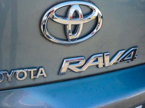 Used 2007 Toyota RAV4 4WD image 5