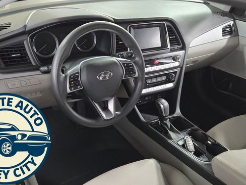 Used 2019 Hyundai Sonata ECO image 9