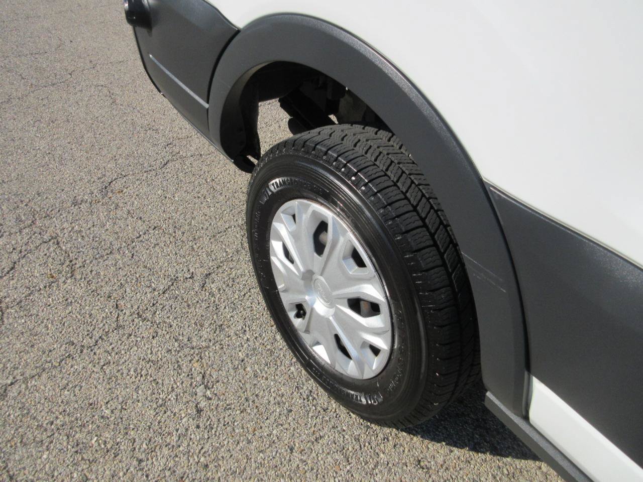 Used 2016 Ford Transit 350 XL RWD image 17